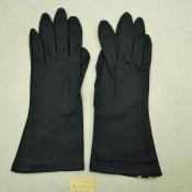 UNIM1988.11.203A (Gloves) image