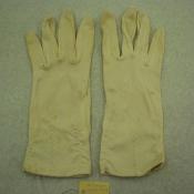 UNIM1988.11.0204 (Gloves) image