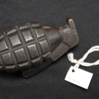 00.70.77 (Grenade) image