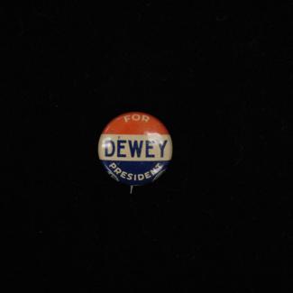 1971.11.18.5 (Political Pin, Political Button) image