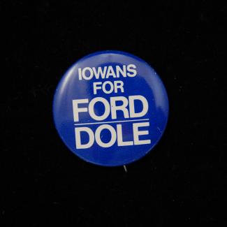 1978.25.32 (Political Pin, Political Button) image