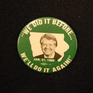 1980.5.224 (Political Pin, Political Button) image