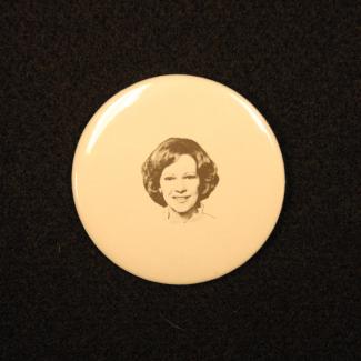 1980.5.233 (Political Pin, Political Button) image