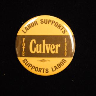 1980.5.295 (Political Pin, Political Button) image