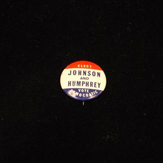 1980.5.298 (Political Pin, Political Button) image