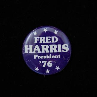 1980.5.193 (Political Pin, Political Button) image