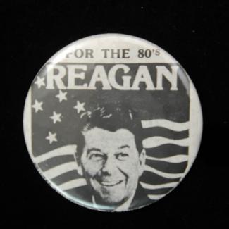 1980.5.220 (Political Pin, Political Button) image