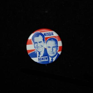 1980.5.89 (Political Pin, Political Button) image