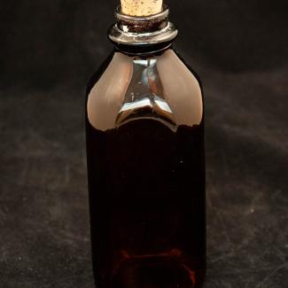 1969.39.10 (Bottle) image