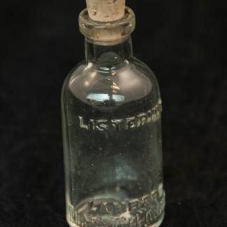 1969.39.15 (Bottle) image