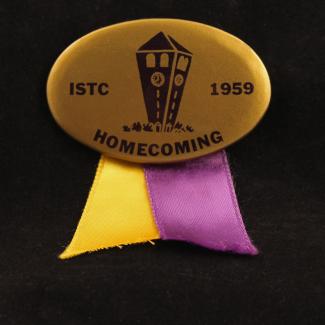 1970.22.1 (Button, homecoming) image