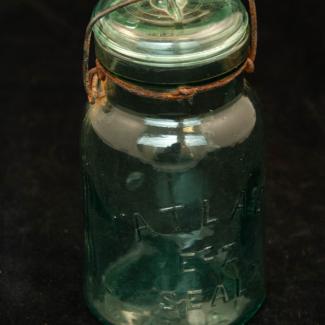 1970.76.2 (Jar) image