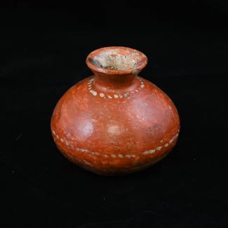 1979.10.0021 (Vase) image