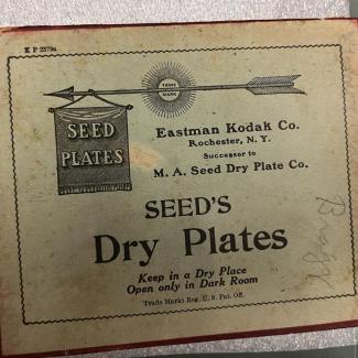 1989.43.560.16 (Seed&amp;#039;s Dry Plates Box) image