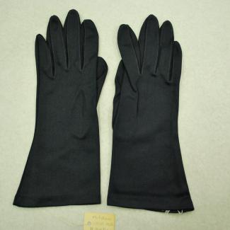 UNIM1988.11.203D (Gloves) image